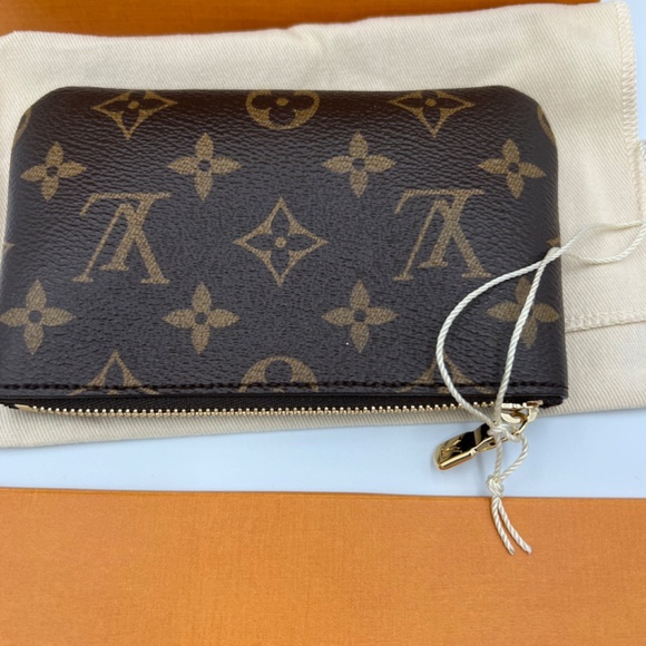 NEW LOUIS VUITTON  Key Pouch S - Picture 3 of 16